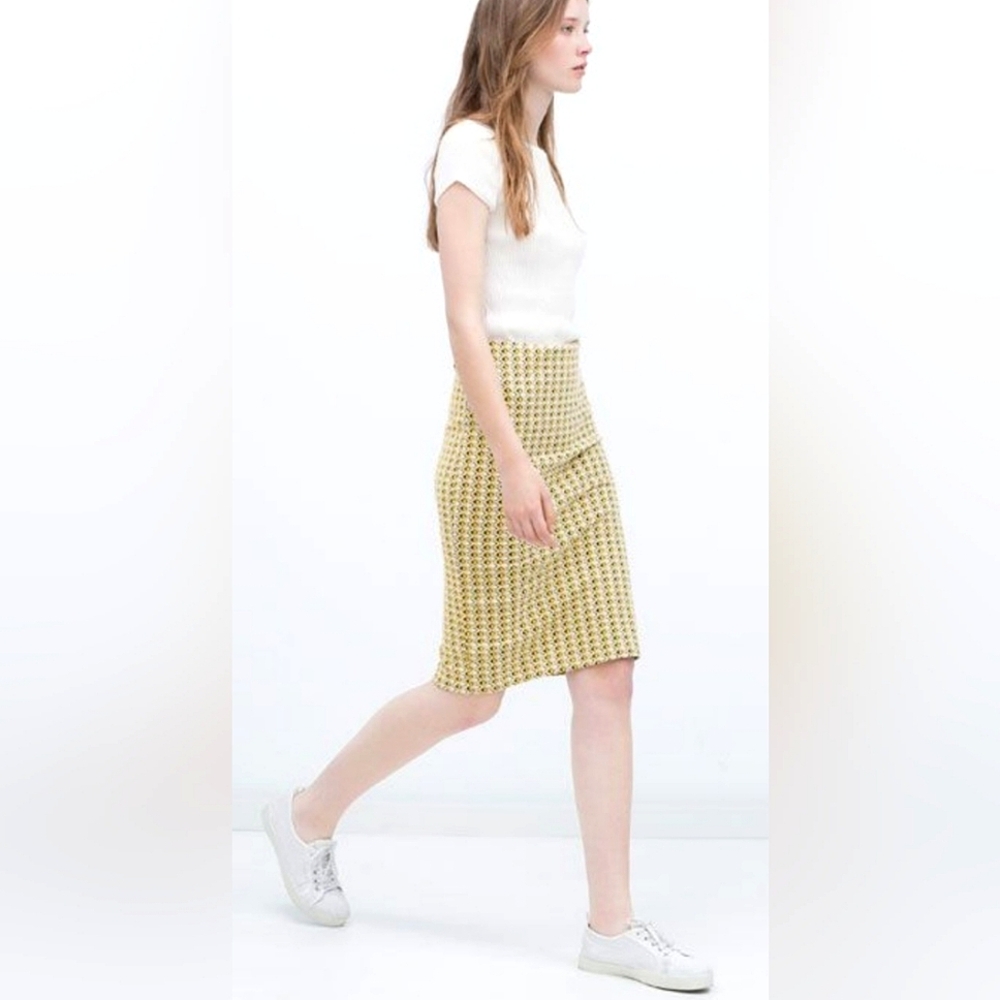 Zara Jacquard Midi Pencil Tube Skirt Yellow, White, Black Size Large - Picture 4 of 9